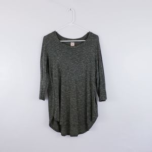5/$25 Faded Glory Olive Knit Tunic